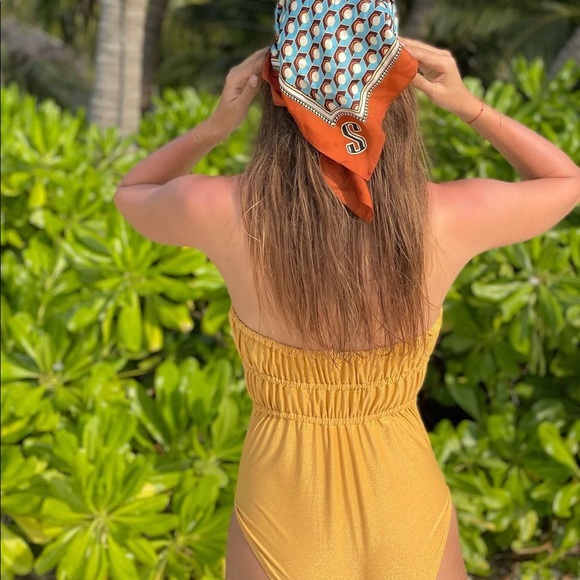 Solid & Striped The Paula One Piece Glitter Gold - Picture 2 of 9